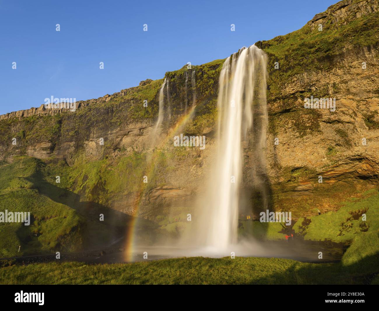 Rainbow am Seljalandsfoss Wasserfall, Süd-Island, Island, Europa Stockfoto