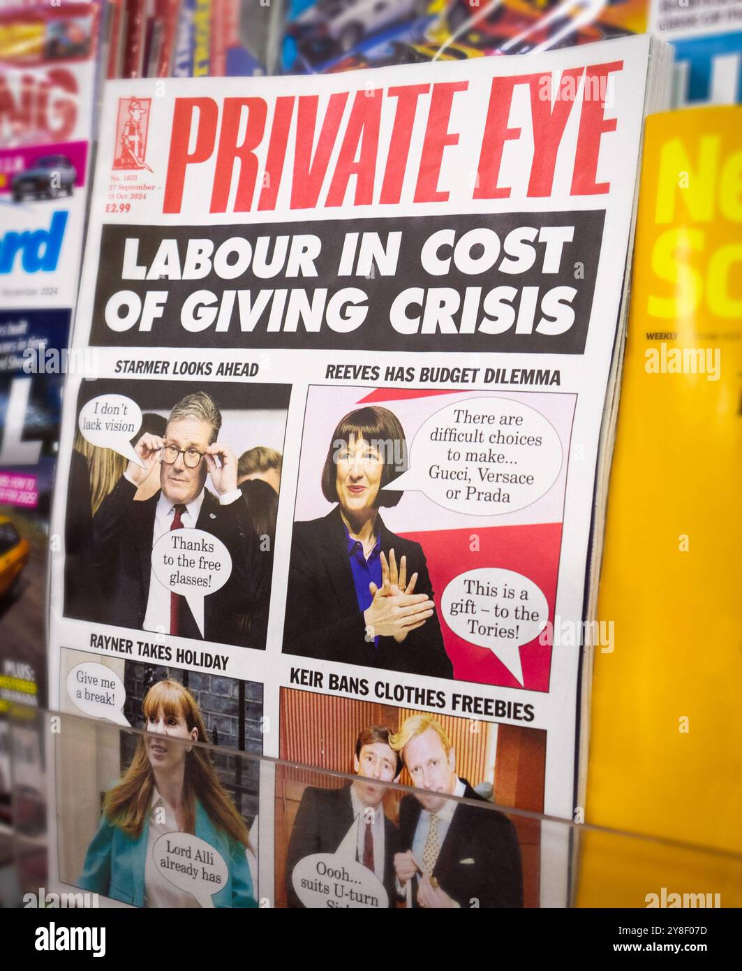 Private Eye, britisches, vierzehntägiges, satirisches Nachrichtenmagazin, verspottet den Schenkelskandal. Die Kontroverse konzentriert sich auf die Geschenke der britischen Labour Party Stockfoto