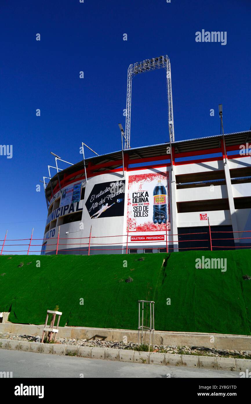 Estadio Municipal Football Stadion im Stadtteil Villa Ingenio, das von der immer einsatzbereiten Fußballmannschaft El Alto, Bolivien, genutzt wird Stockfoto