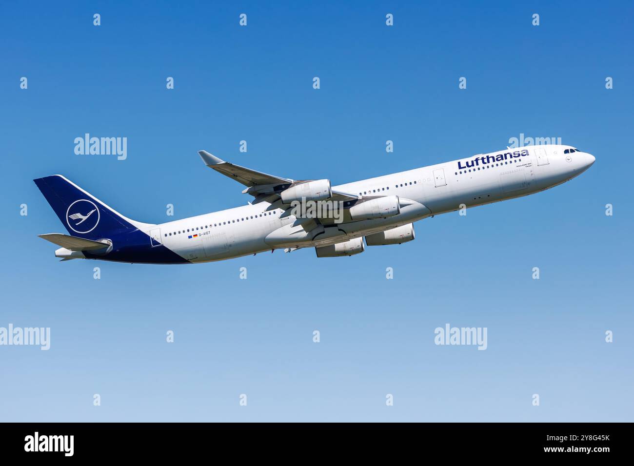 Frankfurt, Deutschland - 14. Mai 2024: Lufthansa Airbus A340-300 am Flughafen Frankfurt (FRA). Stockfoto