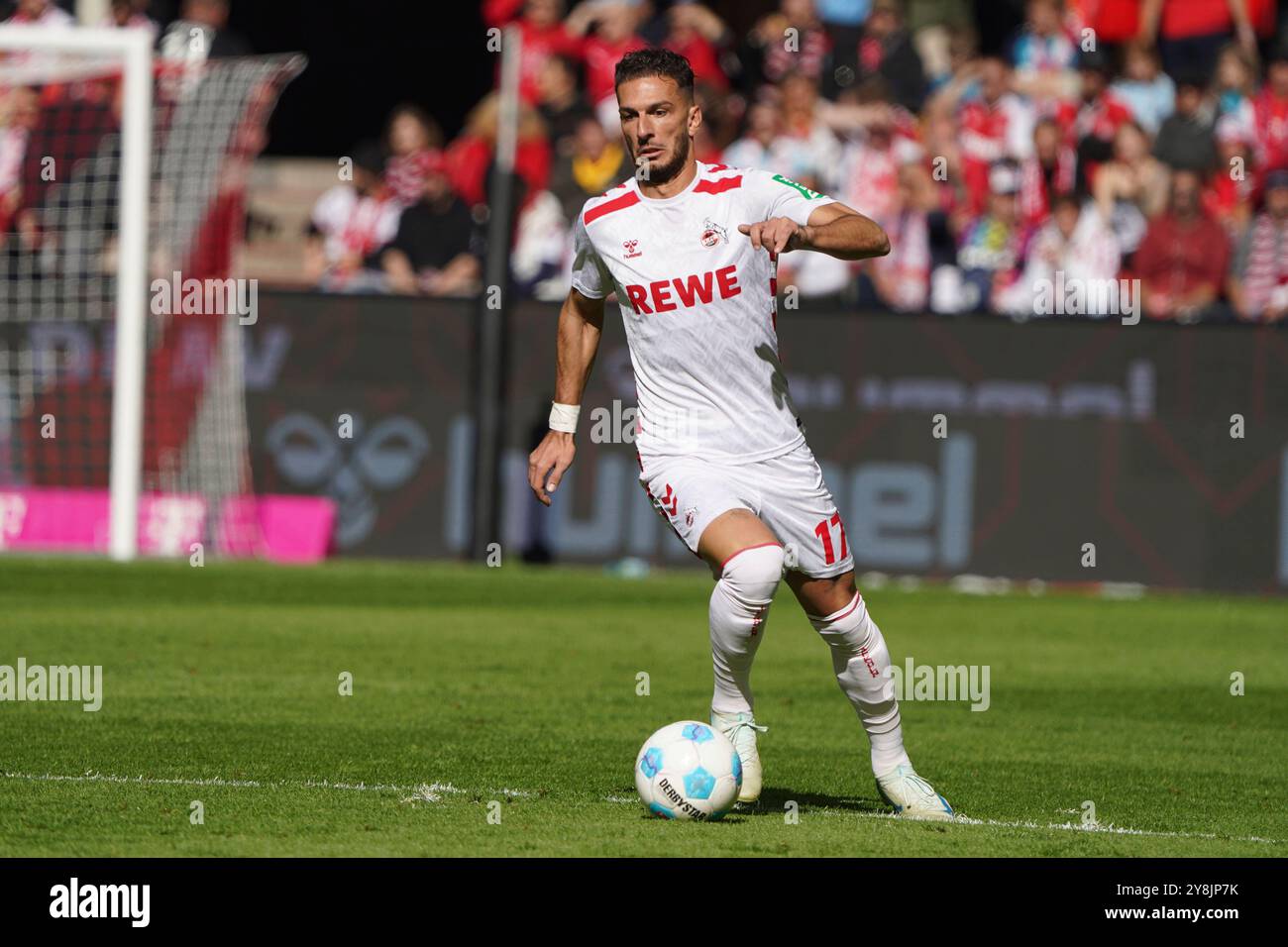 Fussball, 2.BL Saison 2024/2025, 1.FC Köln - SSV Ulm 1846, RheinEnergieStadion Köln Leart Pacarada FC Köln, Aktion, Einzelbild FotoCopyright Gladys Chai von der Laage DFL-Vorschriften verbieten jede Verwendung von Fotografien als Bildsequenzen und/oder Quasi-Video. Stockfoto