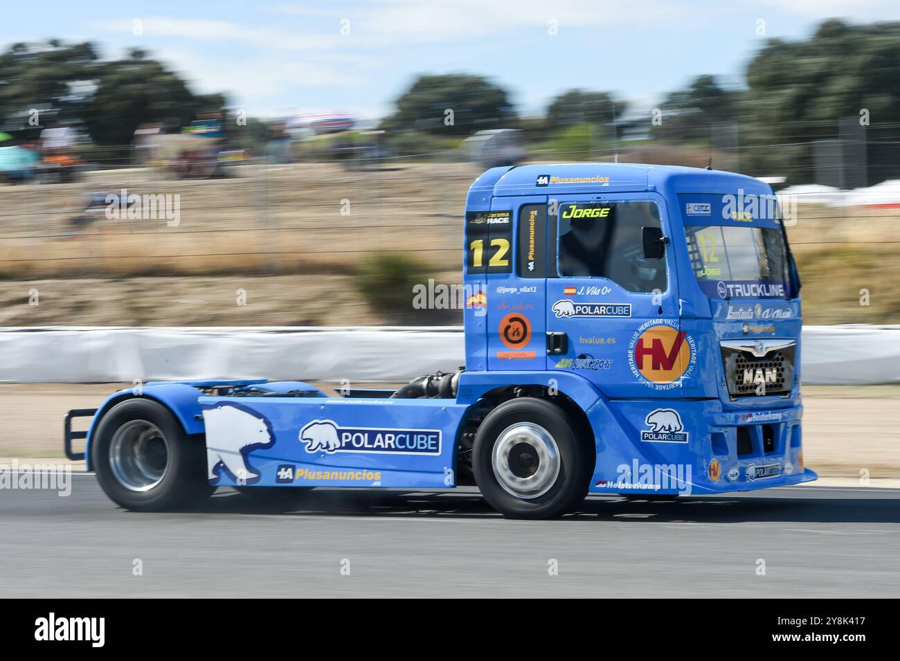 Madrid, Spanien. Oktober 2024. Ein Teilnehmer nimmt am 5. Oktober 2024 an der FIA European Truck Racing Championship in Madrid Jarama Teil. Gustavo Valiente/Xinhua/Alamy Live News Stockfoto