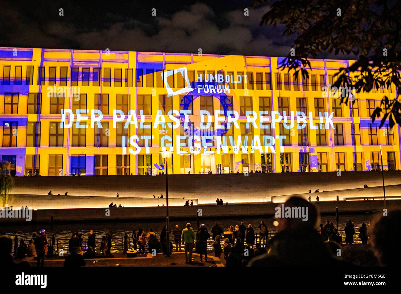 Das Humboldt Forum im Berliner Schloss. Das Lichterfest Berlin gehört