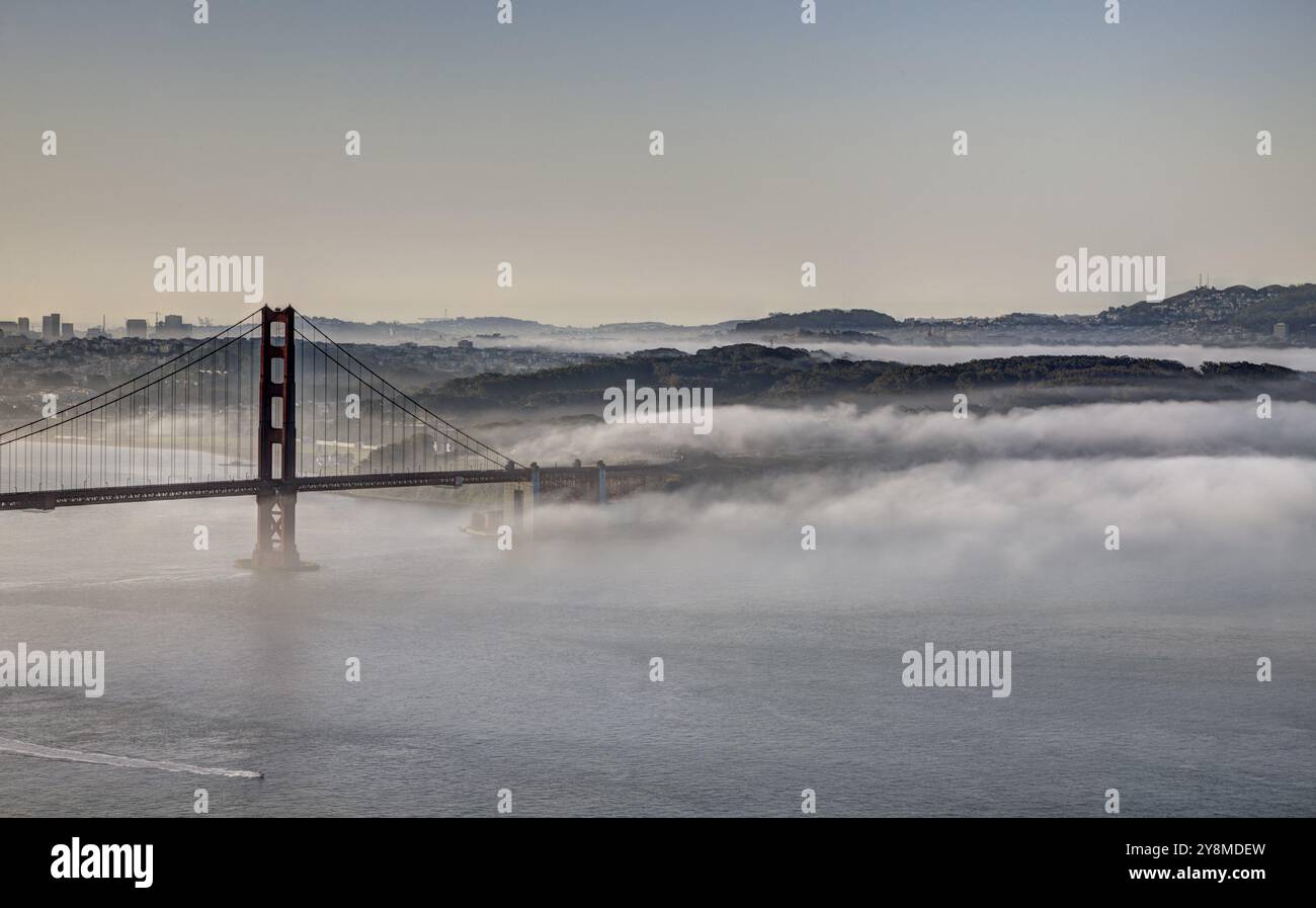 Nebel Golden Gate Bridge San Francisco USA Kalifornien Stockfoto