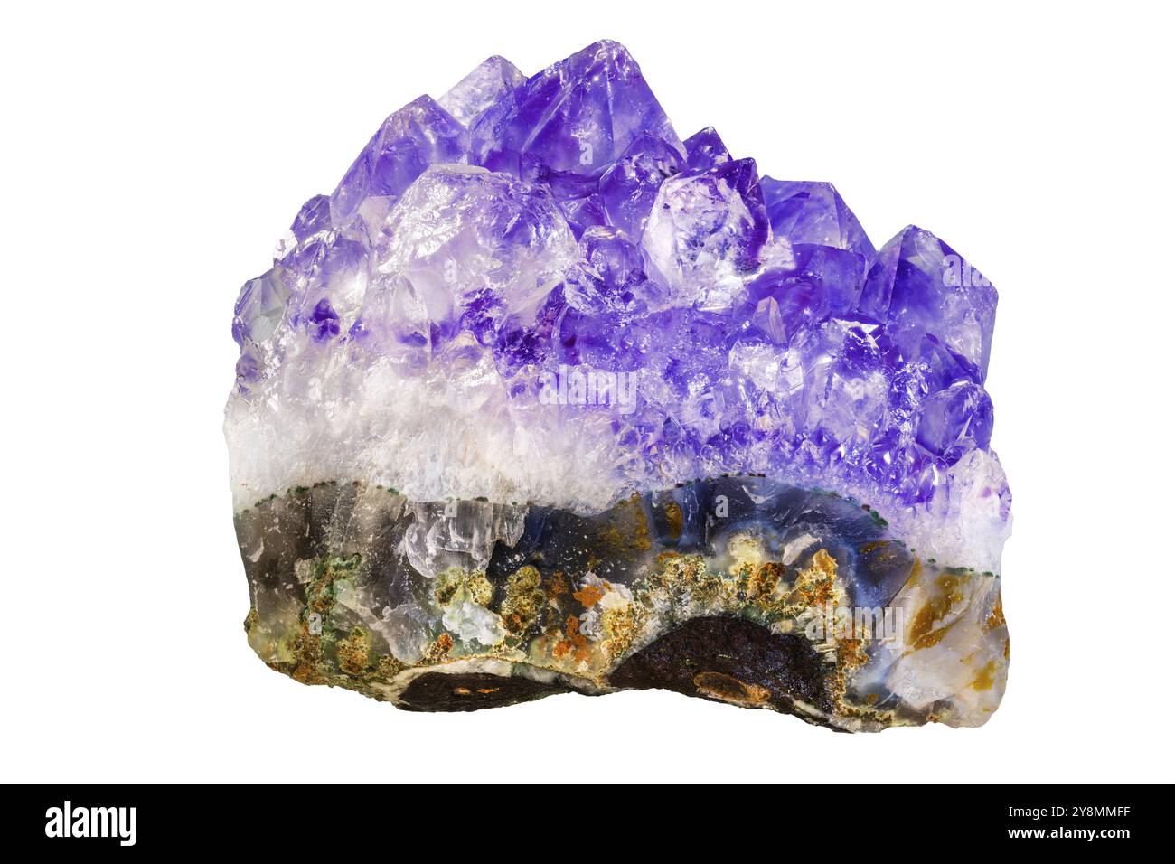 Nahaufnahme eines purpurfarbenen Amethyst-Kristallsteins Stockfoto