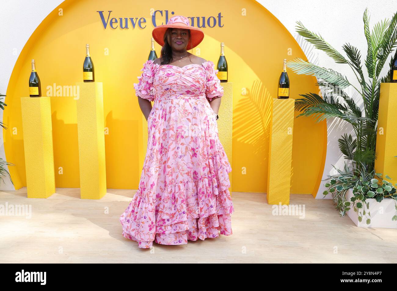 PACIFIC PALISADES, KALIFORNIEN - 05. OKTOBER: Retta im Veuve Clicquot Polo Classic im will Rogers State Historic Park am 05. Oktober 2024 in Pacific Palisades, Kalifornien. Kredit Faye Sadou/MediaPunch Stockfoto