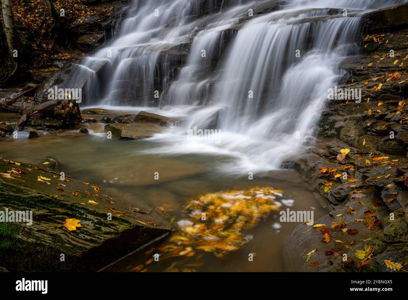Nationalpark Foreste Casentinesi, Badia Prataglia, Toskana, Italien, Europa. Der Wasserfall Callad Le tre cascate. Stockfoto