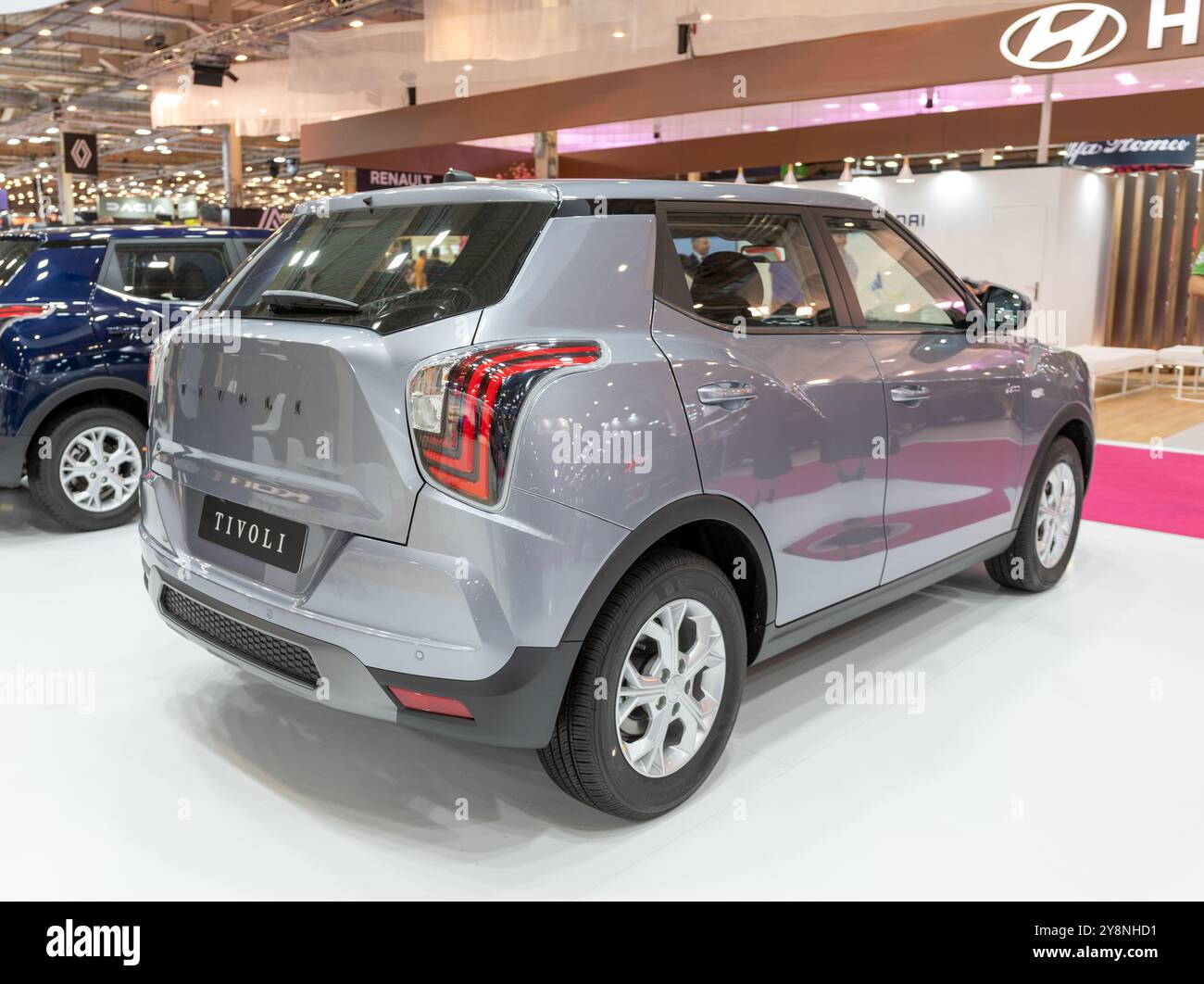 ATHEN, GRIECHENLAND - 5. OKTOBER 2024: KGM Tivoli auf der Auto Athina 2024 Motor Show. Stockfoto