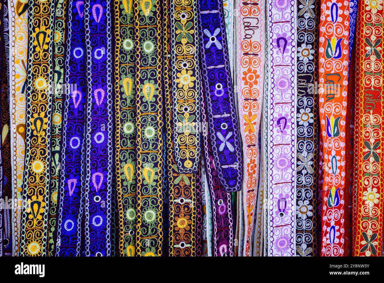 Vibrant Textile Array auf dem Maca Peru Street Market (Arequipa, Peru) Stockfoto