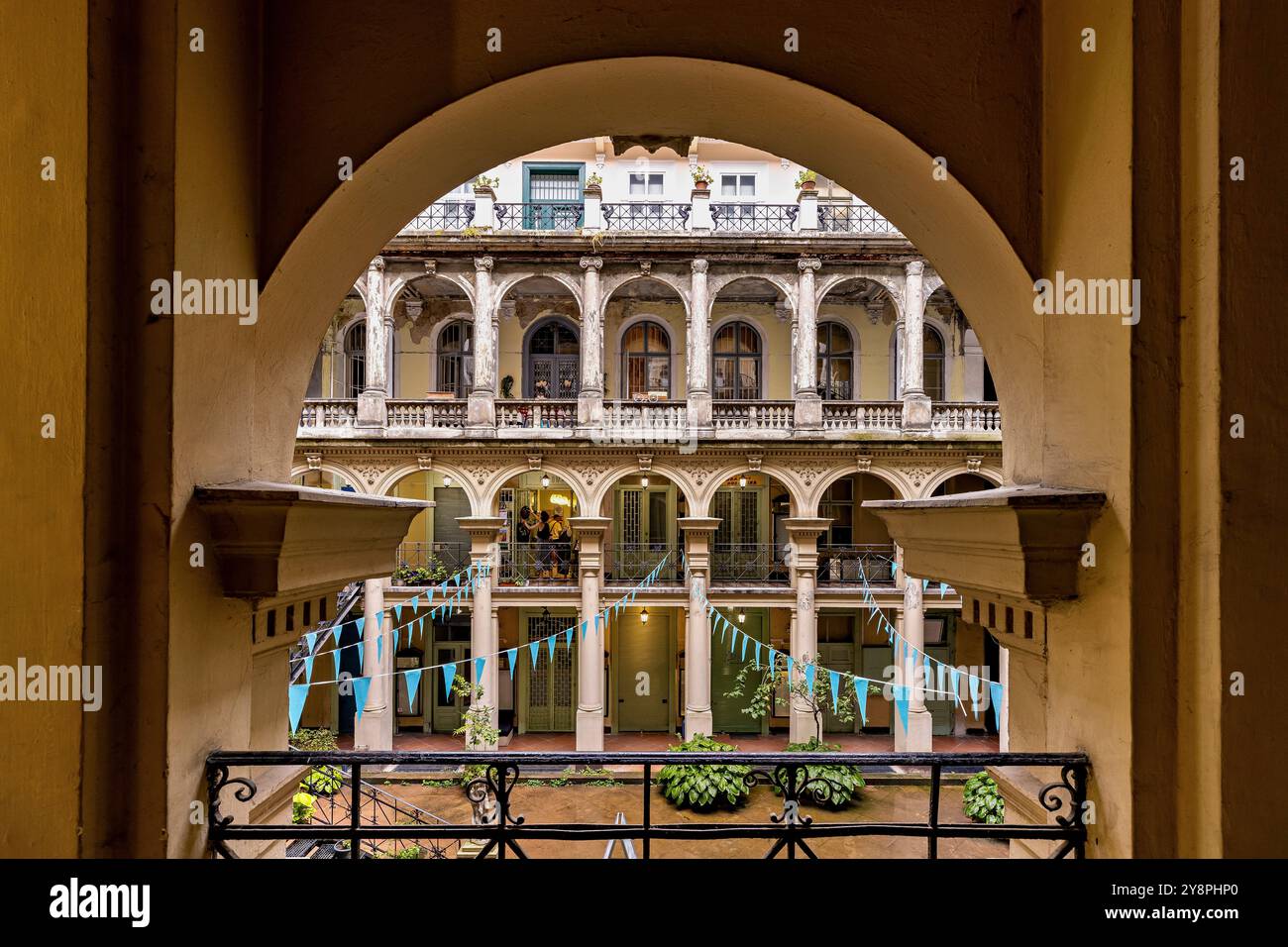 Das Paloma-Gebäude und der Hinterhof in Budapest Stockfoto