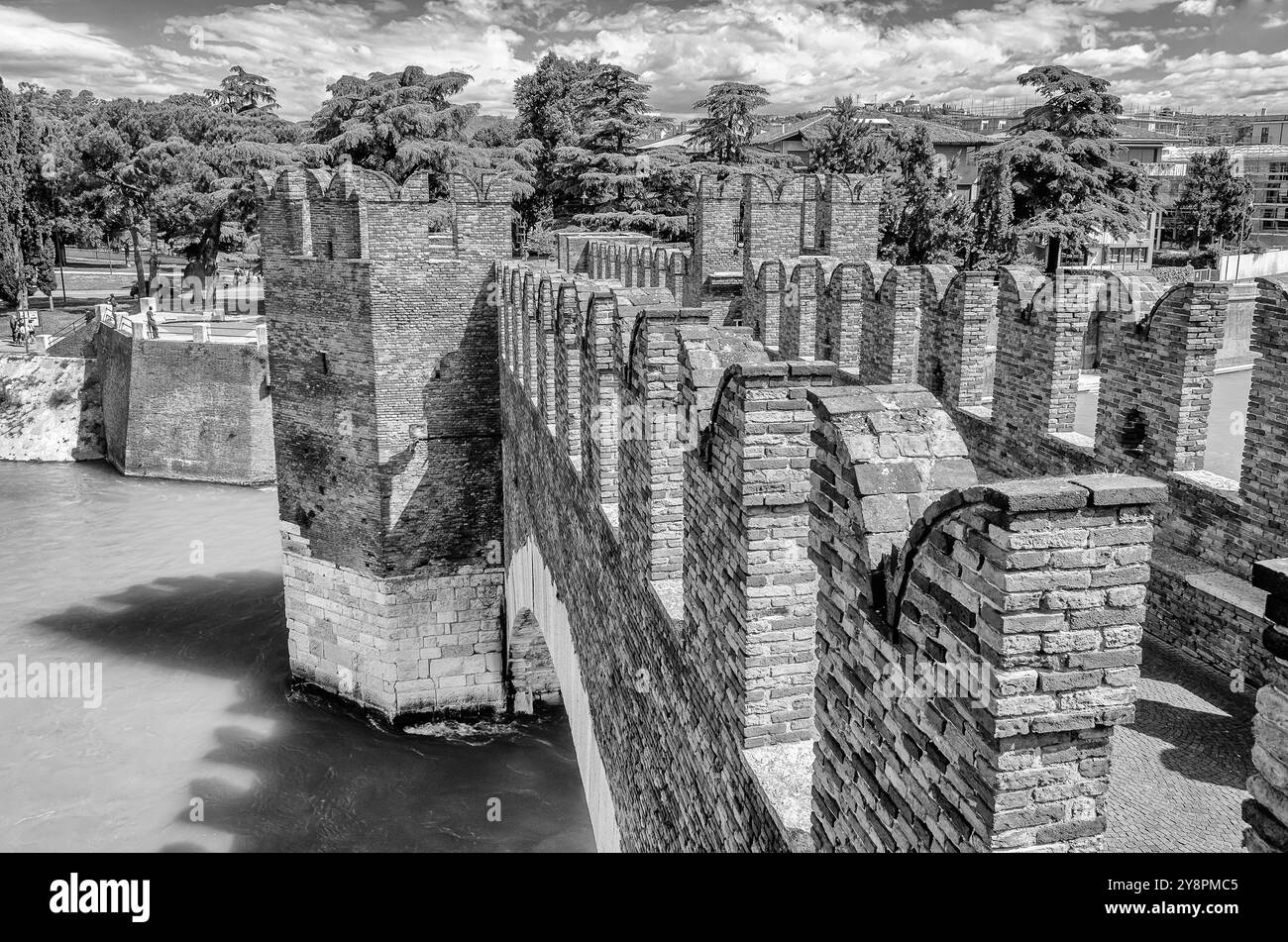 Castelvecchio-brücke, aka Scaliger Brücke, Wahrzeichen in Verona, Italien Stockfoto