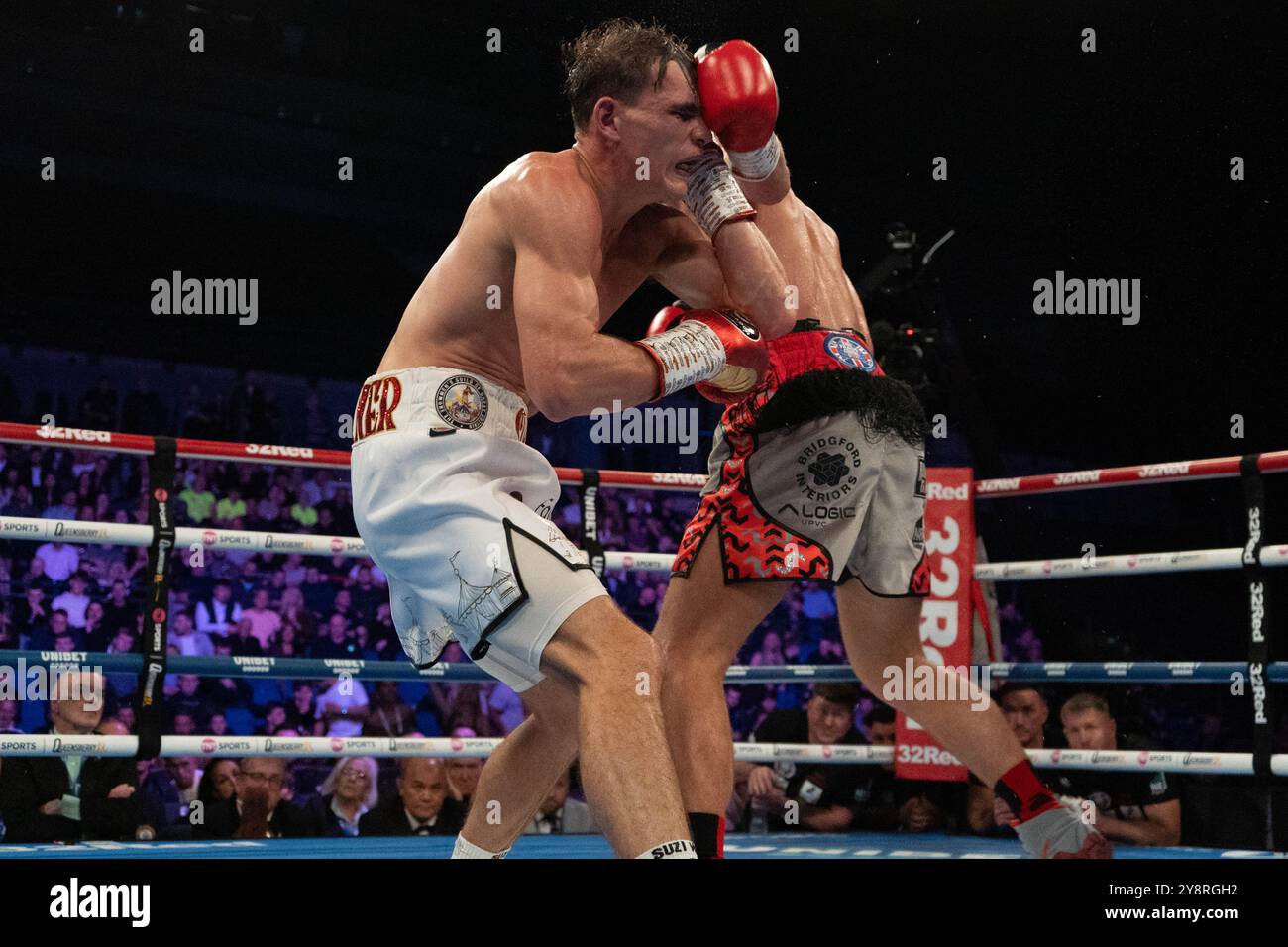 Liverpool, Großbritannien. Oktober 2024. Jack Rafferty Beats Henry Turner - Nick Ball gegen Ronny Rios - Samstag, 5. Oktober 2024 - M&S Bank Arena Liverpool - WBA Featherweight Championship of the World Credit: Samuel Wardle/Alamy Live News Stockfoto