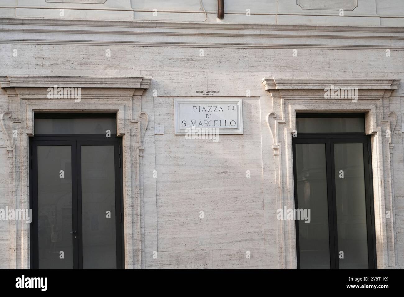 San Marcello al Corso ist eine antike Titular- und Konventualkirche, die Papst Marcellus I. in Rom, Latium, Italien, gewidmet ist Stockfoto