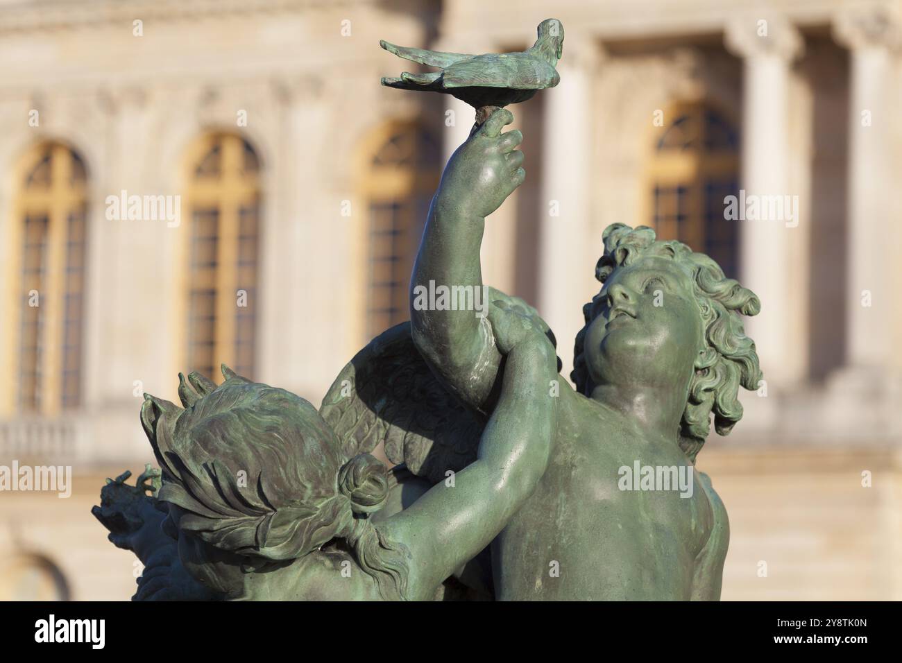 Bronzestatue in den Gärten von Versailles, Yvelines, Frankreich, Europa Stockfoto