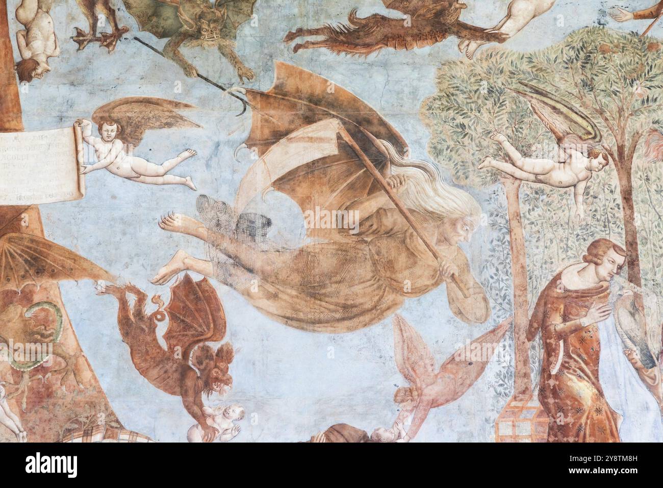 Pisa, Italien, 29. Juni 2023. Gotische Details im Inferno Fresko, Pisa Friedhof, 1336. Mittelalterliches gruseliges Höllenkonzept, Europa Stockfoto