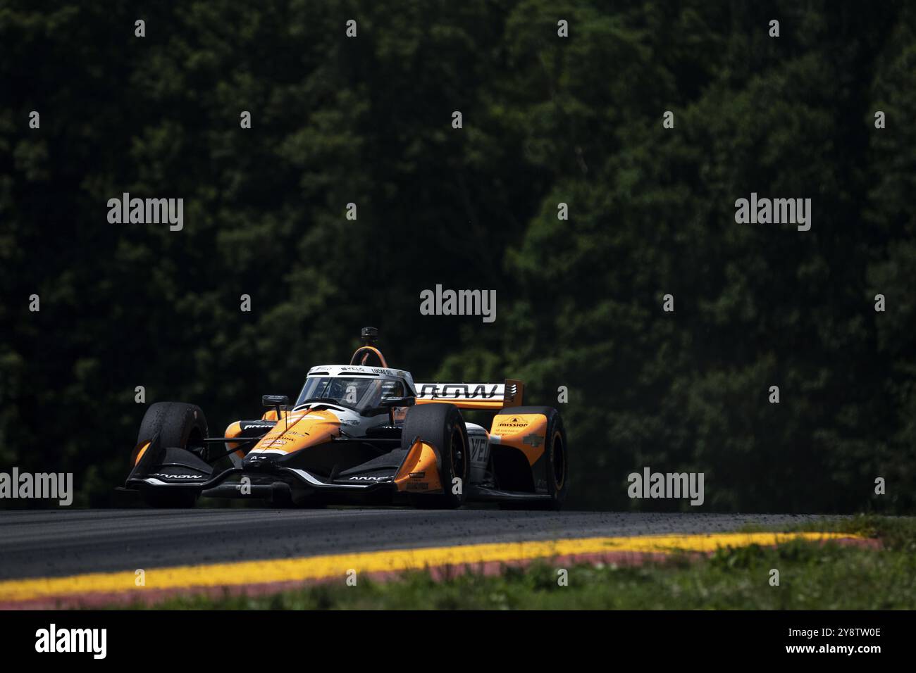 ALEXANDER ROSSI (7) aus Nevada City, Kalifornien, fährt auf der Rennstrecke Honda Indy 200 in Mid-Ohio auf dem Mid-Ohio Sports Car Course in Lexington OH Stockfoto