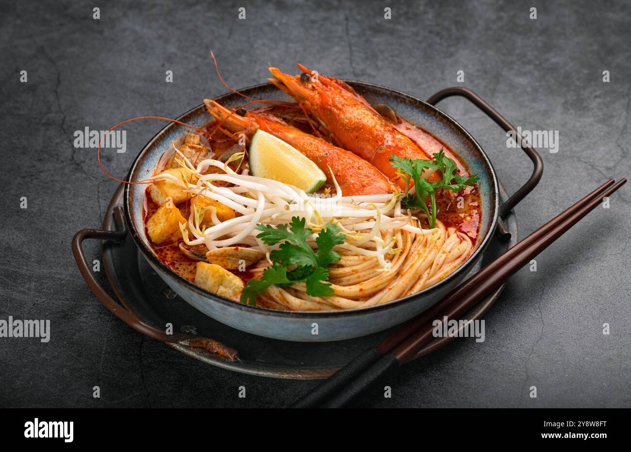 Laksa, malaysische Nudelsuppe Stockfoto