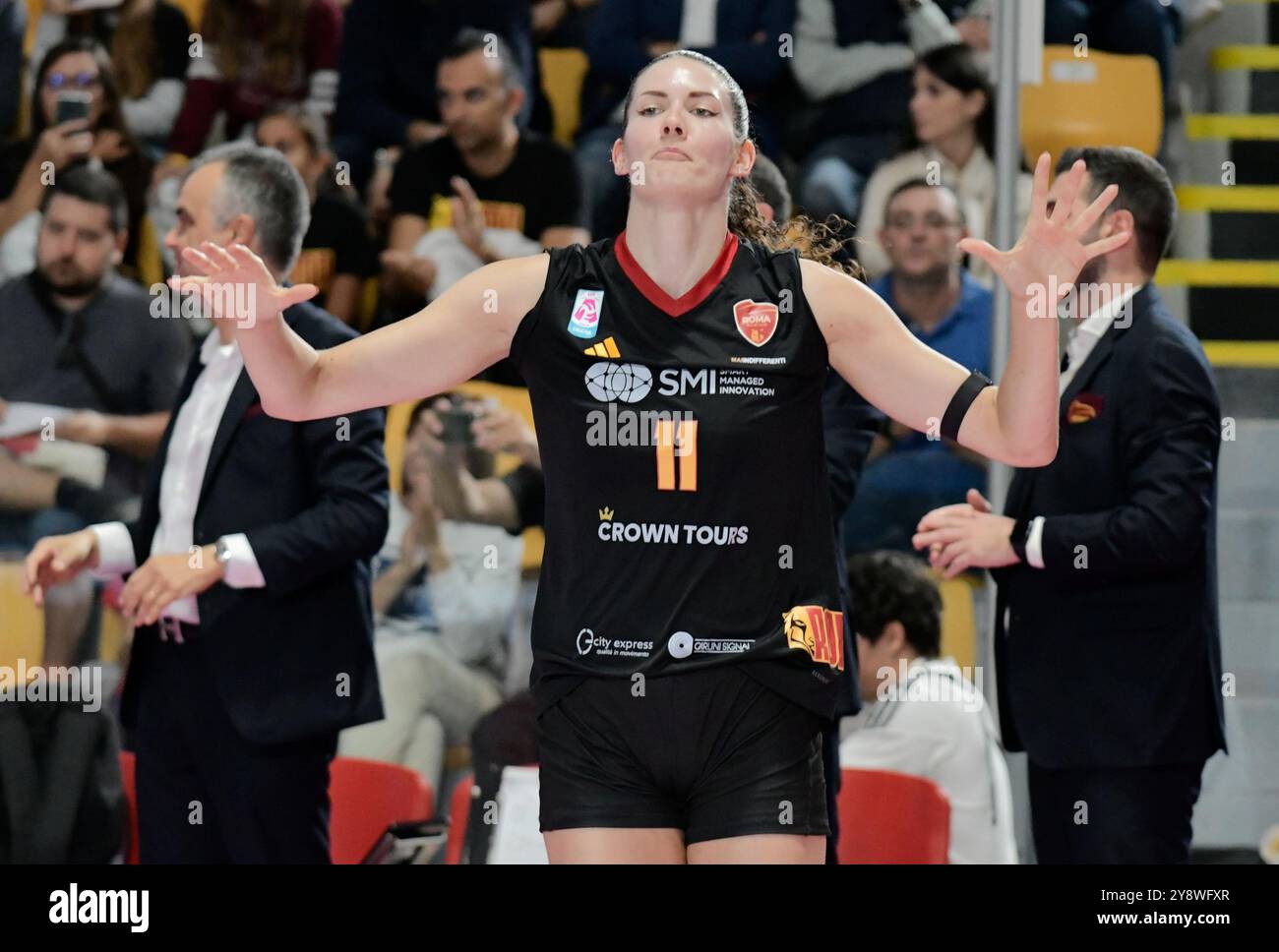 Marie Scholzel von Roma Volley vor dem Spiel zwischen Roma Volley und CDA Volley Talmassons FVG, gültig für die italienische Frauen-Volleyball-Liga Serie A1 im Palazzetto dello Sport am 6. Oktober 2024 in Rom, Italien. Stockfoto