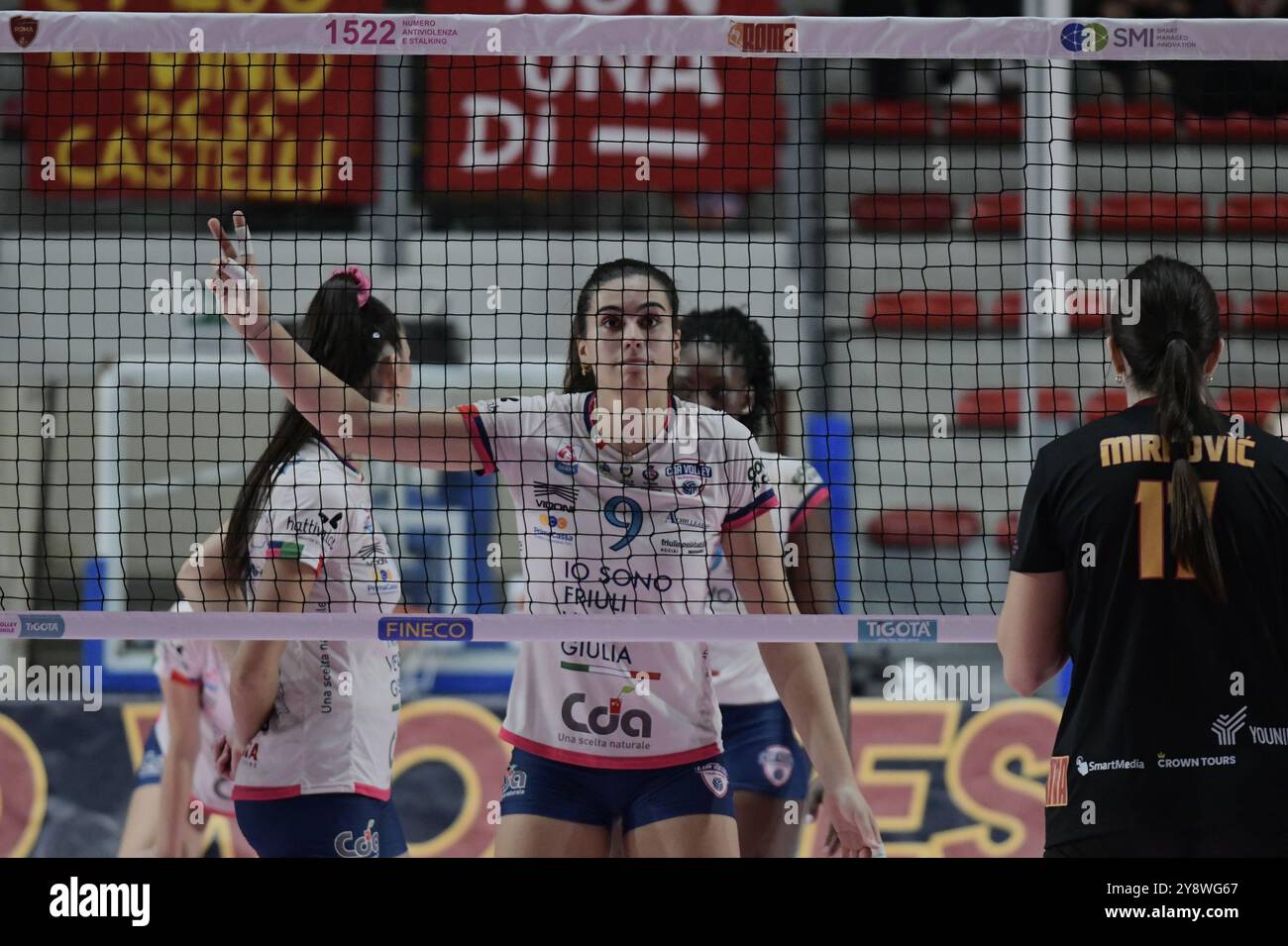 Islam Gammarof Volley Talmassons während des Spiels zwischen Roma Volley und CDA Volley Talmassons FVG gültig für die italienische Frauen-Volleyball-Liga Serie A1 im Palazzetto dello Sport am 6. Oktober 2024 in Rom, Italien. Stockfoto