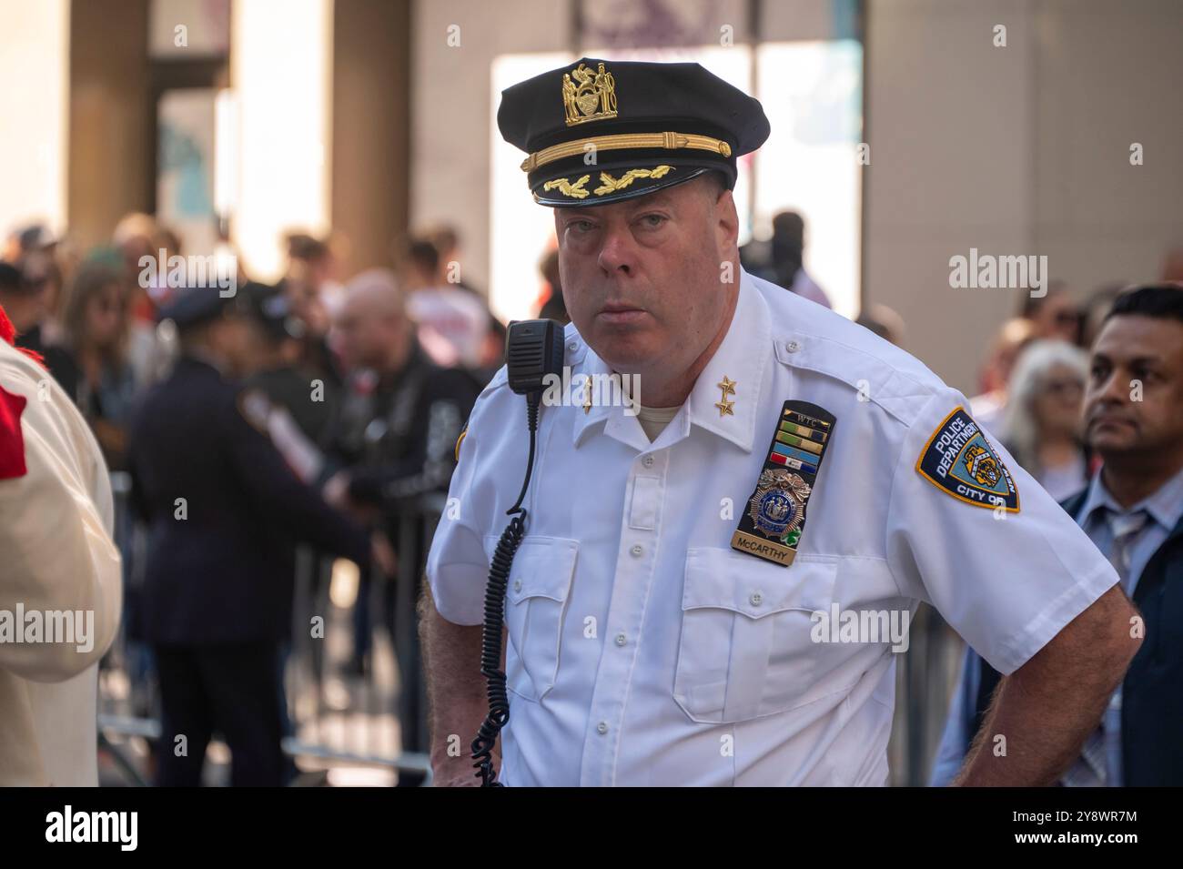 New York, Usa. Oktober 2024. NYPD Chief James McCarthy nimmt an der Pulaski Day Parade auf der Fifth Avenue in New York Teil. (Foto: Ron Adar/SOPA Images/SIPA USA) Credit: SIPA USA/Alamy Live News Stockfoto