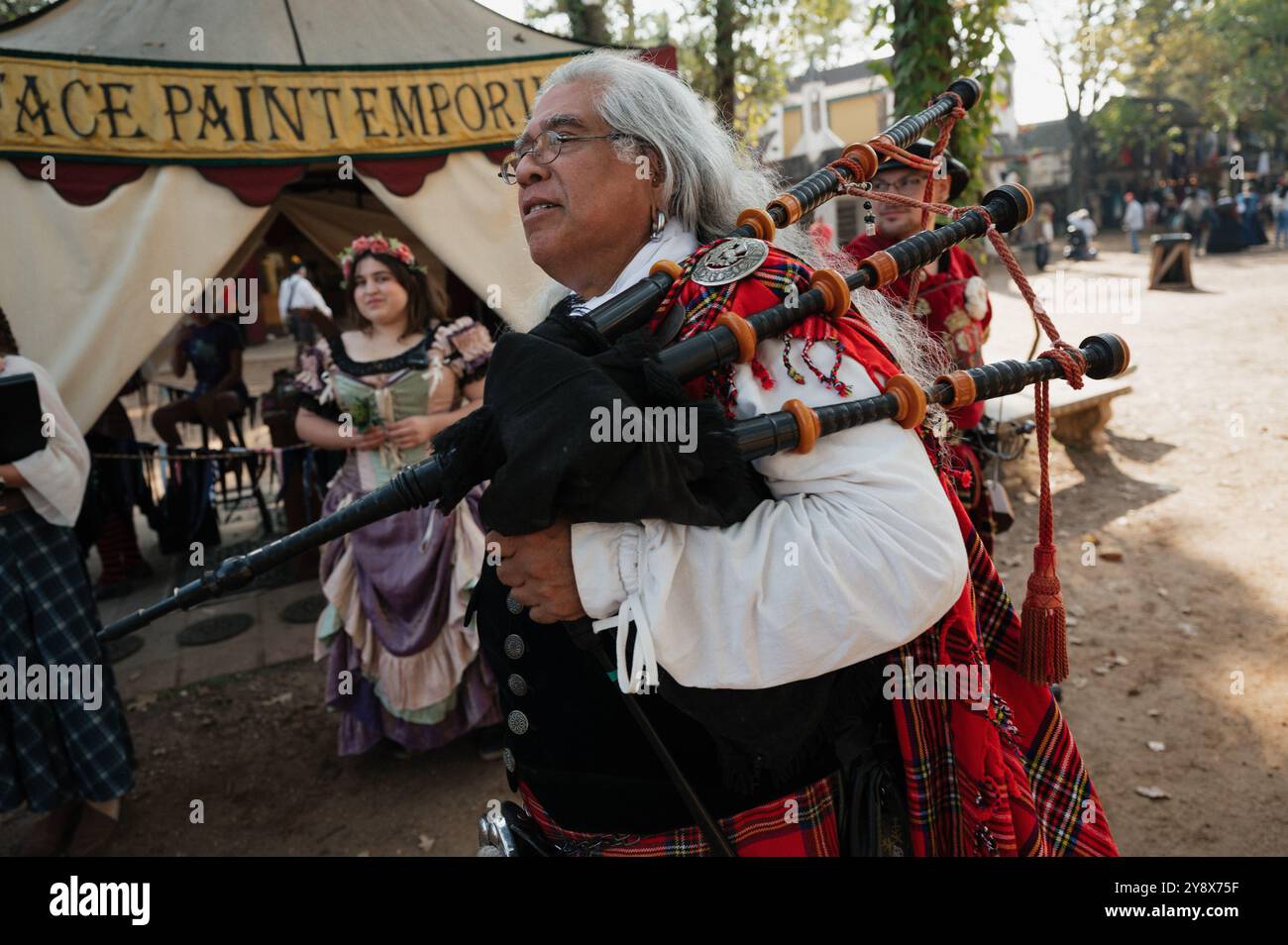 Mittelalterliche Kleidung Des Texas Renaissance Festivals Stockfoto