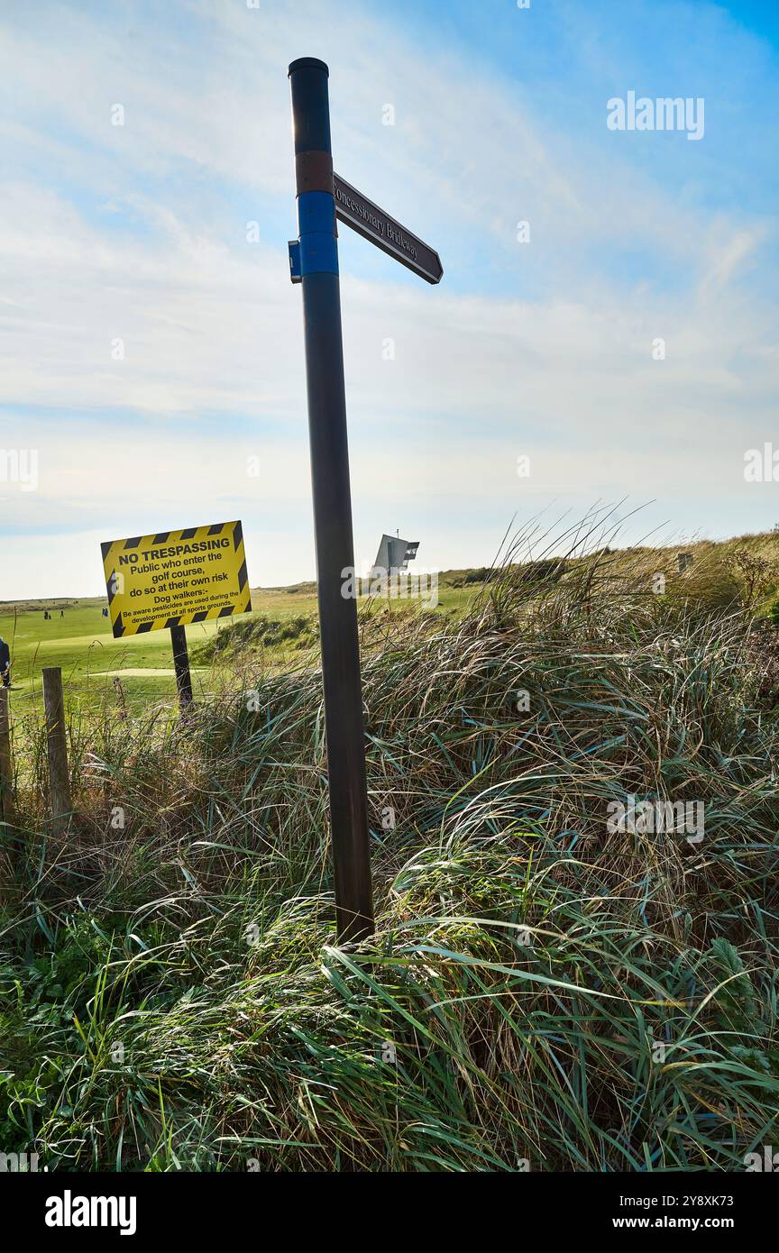 Privater Golfplatz, kein Zutritt und Wegweiser Stockfoto