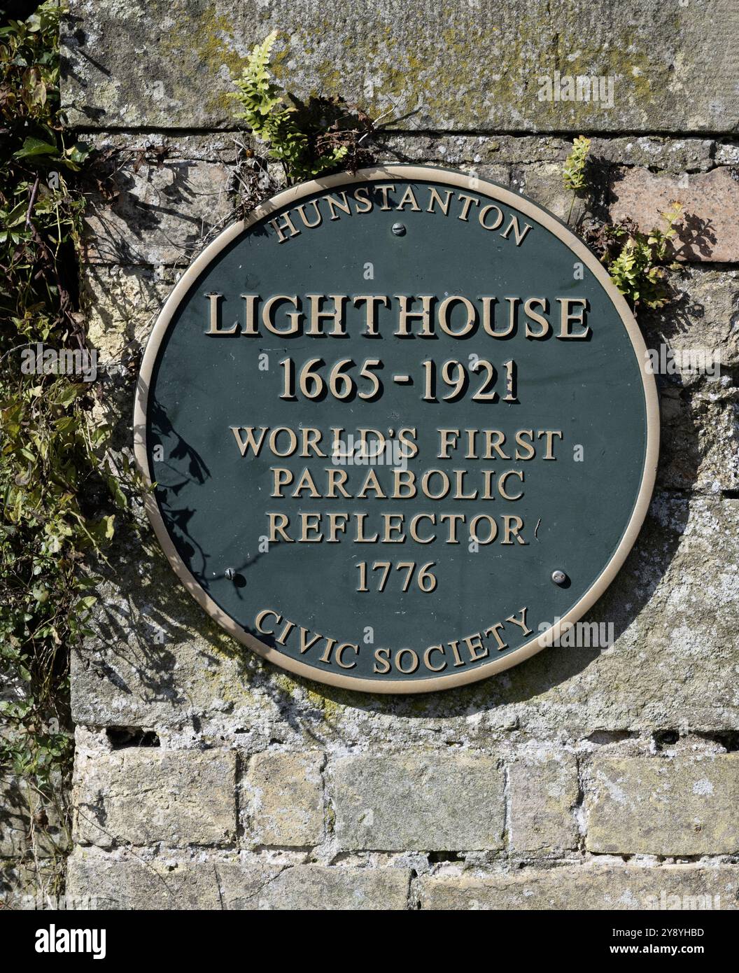 Hunstanton Civic Society Heritage Plaque am Hunstanton Lighthouse - bekannt als Old Lighthouse - Hunstanton, Norfolk, England, Großbritannien Stockfoto