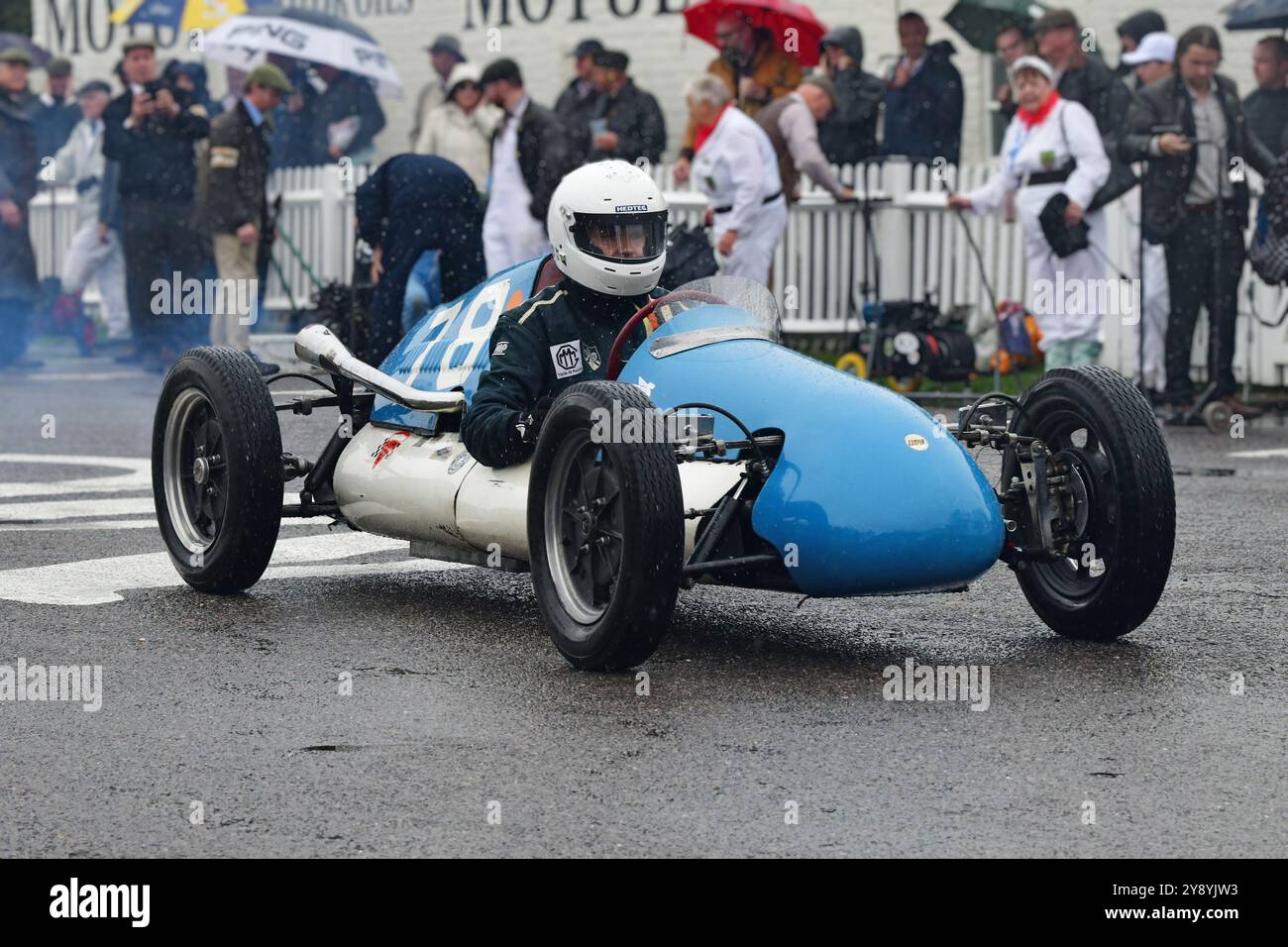 Harry Painter, Cooper MkVII, Earl of March Trophy, 25 Minuten Rennsport für 500-ccm-F3-Rennfahrer, angetrieben von verschiedenen Marken von 500-ccm-Motorrädern Stockfoto