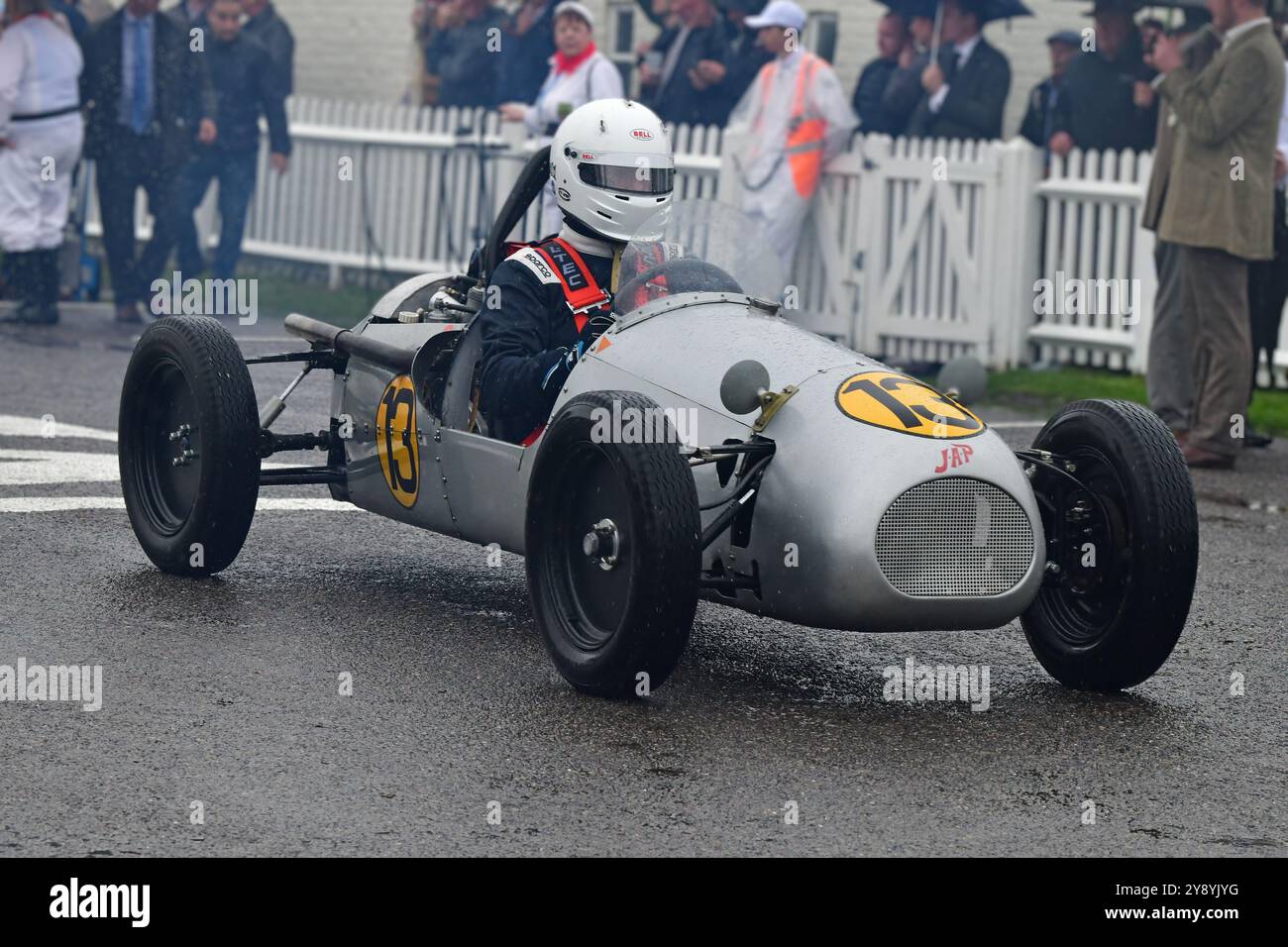 Mike Doodeman, Larkens-JAP, Earl of March Trophy, 25 Minuten Rennstrecke für 500-ccm-F3-Rennfahrer, angetrieben von verschiedenen Marken von 500-ccm-Motorrädern Stockfoto