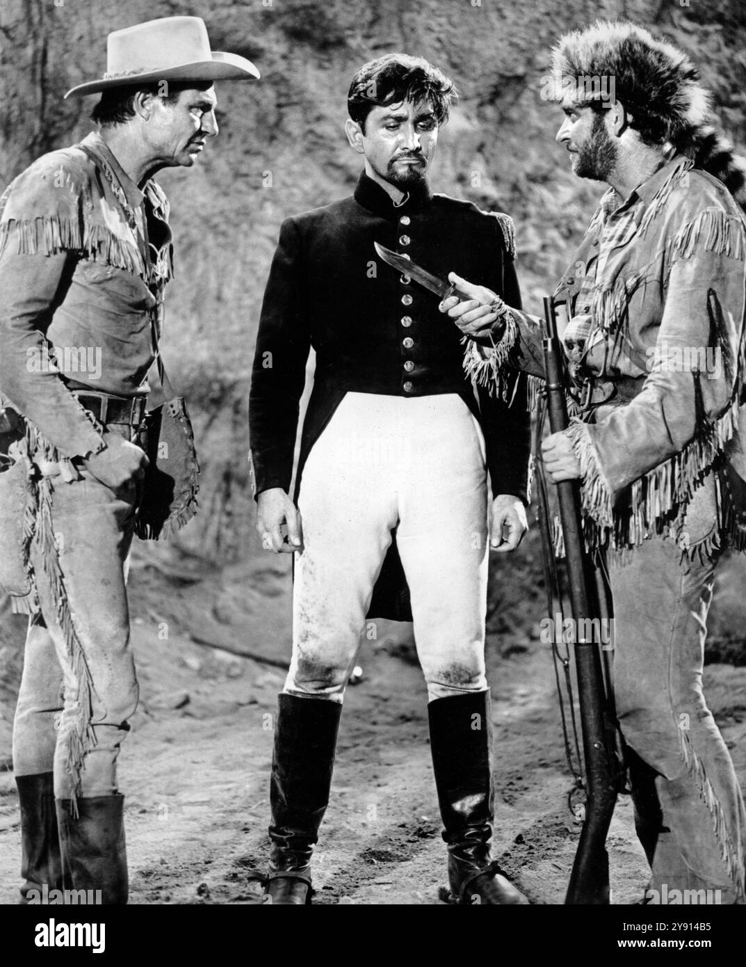 Jim Davis, Eugene Iglesias, Ken Mayer, am Set des Westernfilms „Frontier Uprising“, United Artists, 1961 Stockfoto