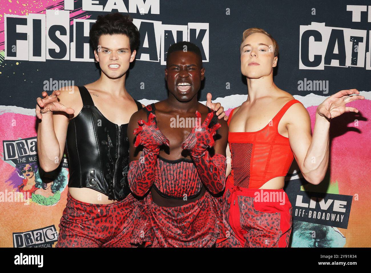 New York, USA. Ny. Oktober 2024. Nicholas Kraft, Teddy Wilson Jr., Kodiak Thompson in Anwesenheit von DRAG: The Musical Sneak Peek, New World Bühnen, New York, New York, New York, Oktober 07, 2024. Quelle: Manoli Figetakis/Everett Collection/Alamy Live News Stockfoto