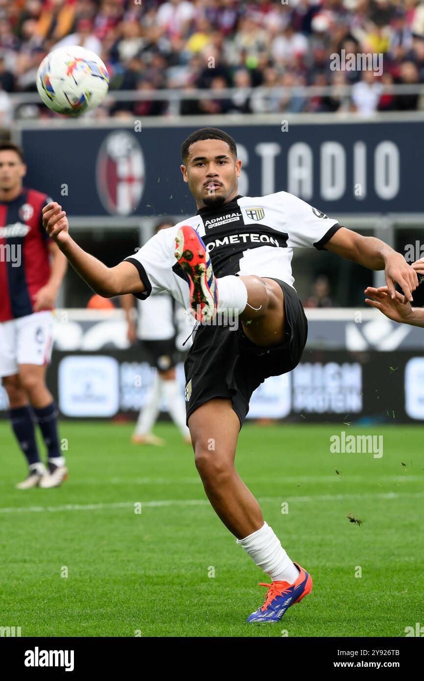 Hernani Azevedo Junior von Parma Calcio in Aktion während des Fußballspiels der Serie A zwischen Bologna FC und Parma Calcio im Renato Dall’Ara Stadion in Bologna (Italien) am 6. Oktober 2024. Stockfoto