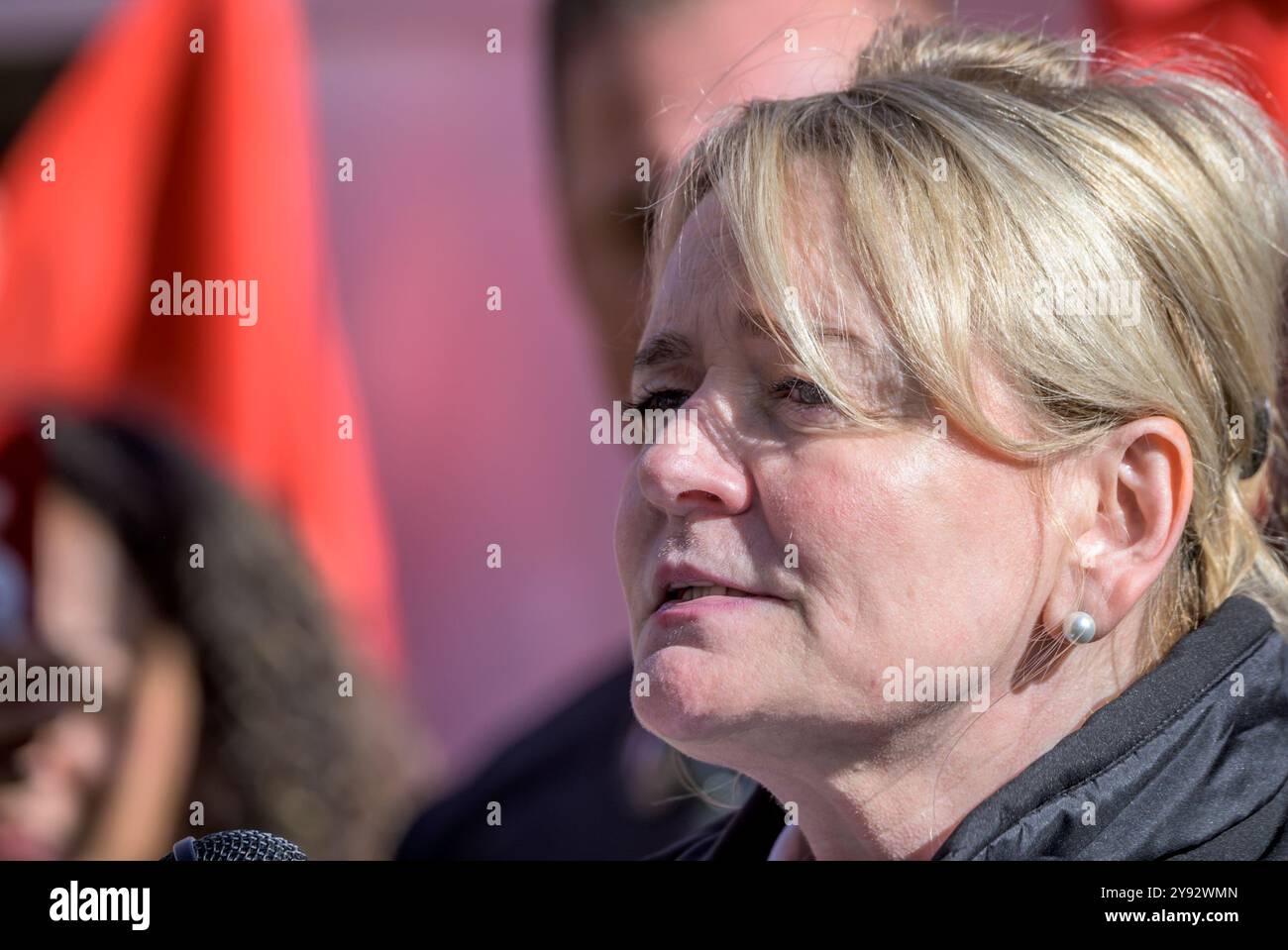 Sharon Graham – Generalsekretär der union – bei einem Protest gegen die Kürzung der Winterkraftstoffzulage der Rentner, in Westminster, 7. Oktober 2024 Stockfoto