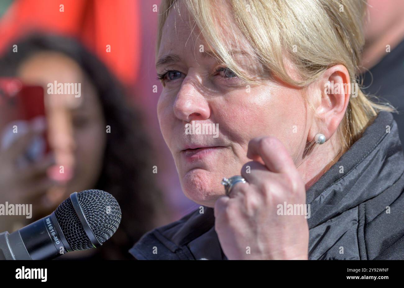 Sharon Graham – Generalsekretär der union – bei einem Protest gegen die Kürzung der Winterkraftstoffzulage der Rentner, in Westminster, 7. Oktober 2024 Stockfoto