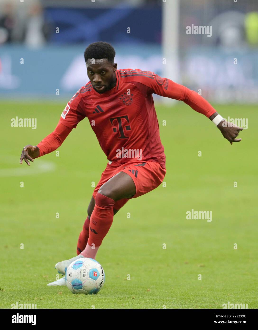 Frankfurt, Deutschland. Oktober 2024. Alphonso Davies fotografiert beim Fußball Bundesliga Spiel Eintracht Frankfurt gegen den FC. Bayern München. Am 6.9.2024 in Frankfurt. Quelle: dpa/Alamy Live News Stockfoto