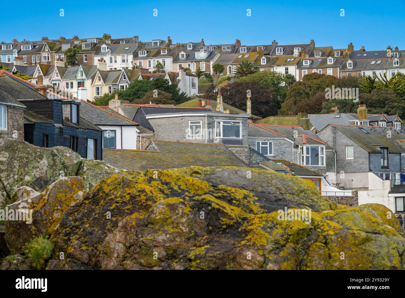 Reihe traditioneller englischer Reihenhäuser in St. Ives, Cornwall Stockfoto