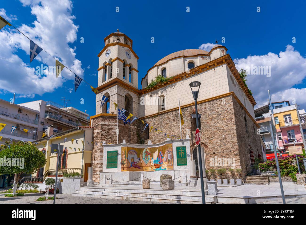 Blick auf die St. Nickolas Kirche, Dimos Kavalas, Ostmakedonien und Thrakien, Golf von Thasos, Golf von Kavala, Thrakische See, Griechenland, Europa Stockfoto