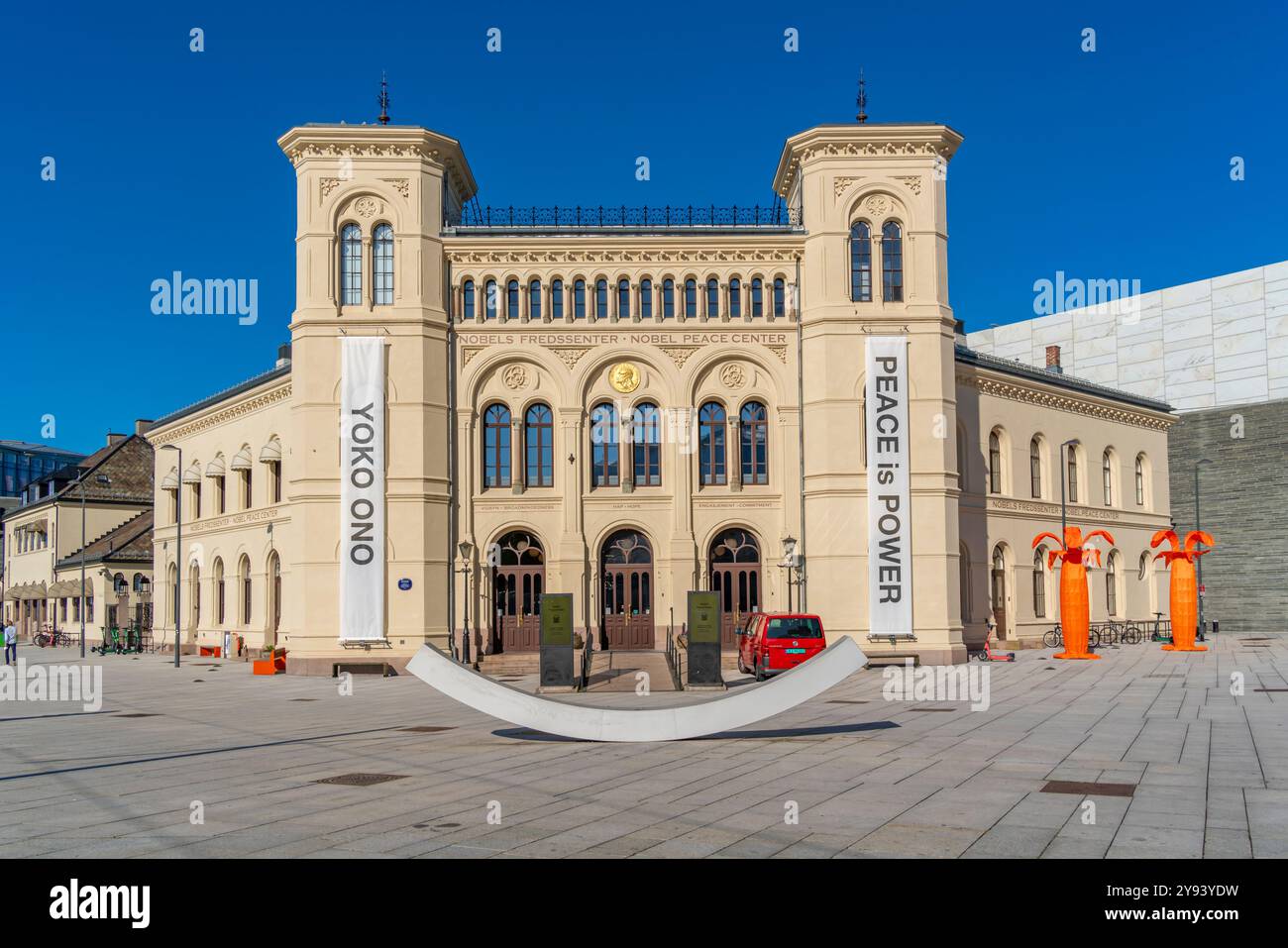 Blick auf Nobel Peace Center und Museum, Oslo, Norwegen, Skandinavien, Europa Stockfoto