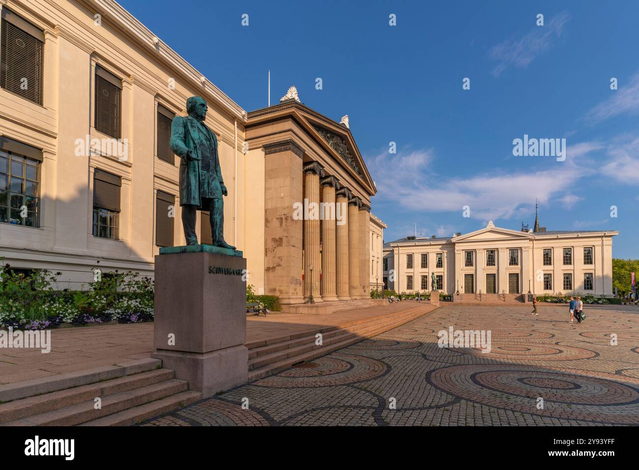 Blick auf Domus Media am University Square, Oslo, Norwegen, Skandinavien, Europa Stockfoto