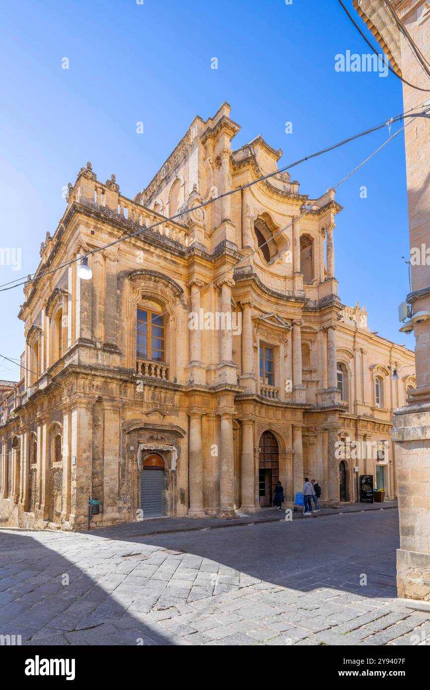 Kirche San Carlo Borromeo, UNESCO-Weltkulturerbe, Noto, Siracusa, Sizilien, Italien, Mittelmeerraum, Europa Stockfoto