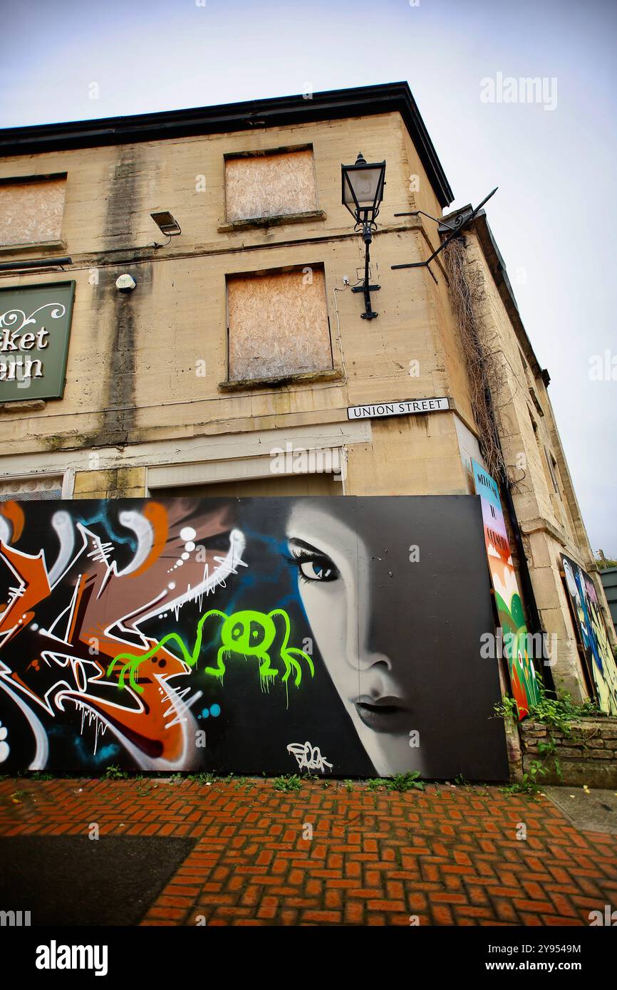 Gloucestershire Street Art Graffiti an Wänden Stockfoto