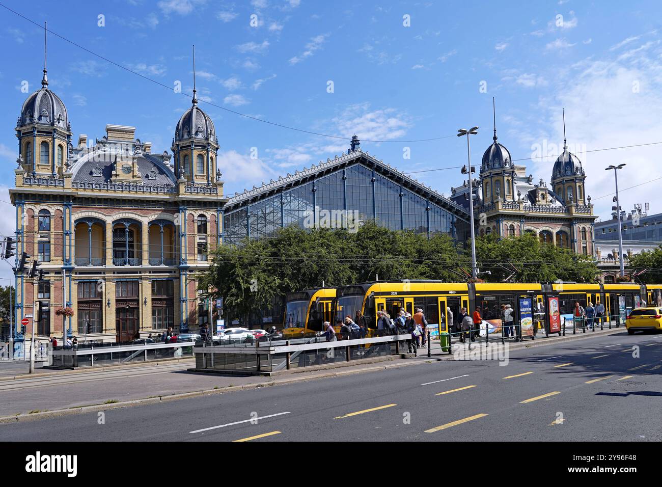 Budapester Bahnhof, kunstvoller westlicher Bahnhof aus dem 19. Jahrhundert Stockfoto