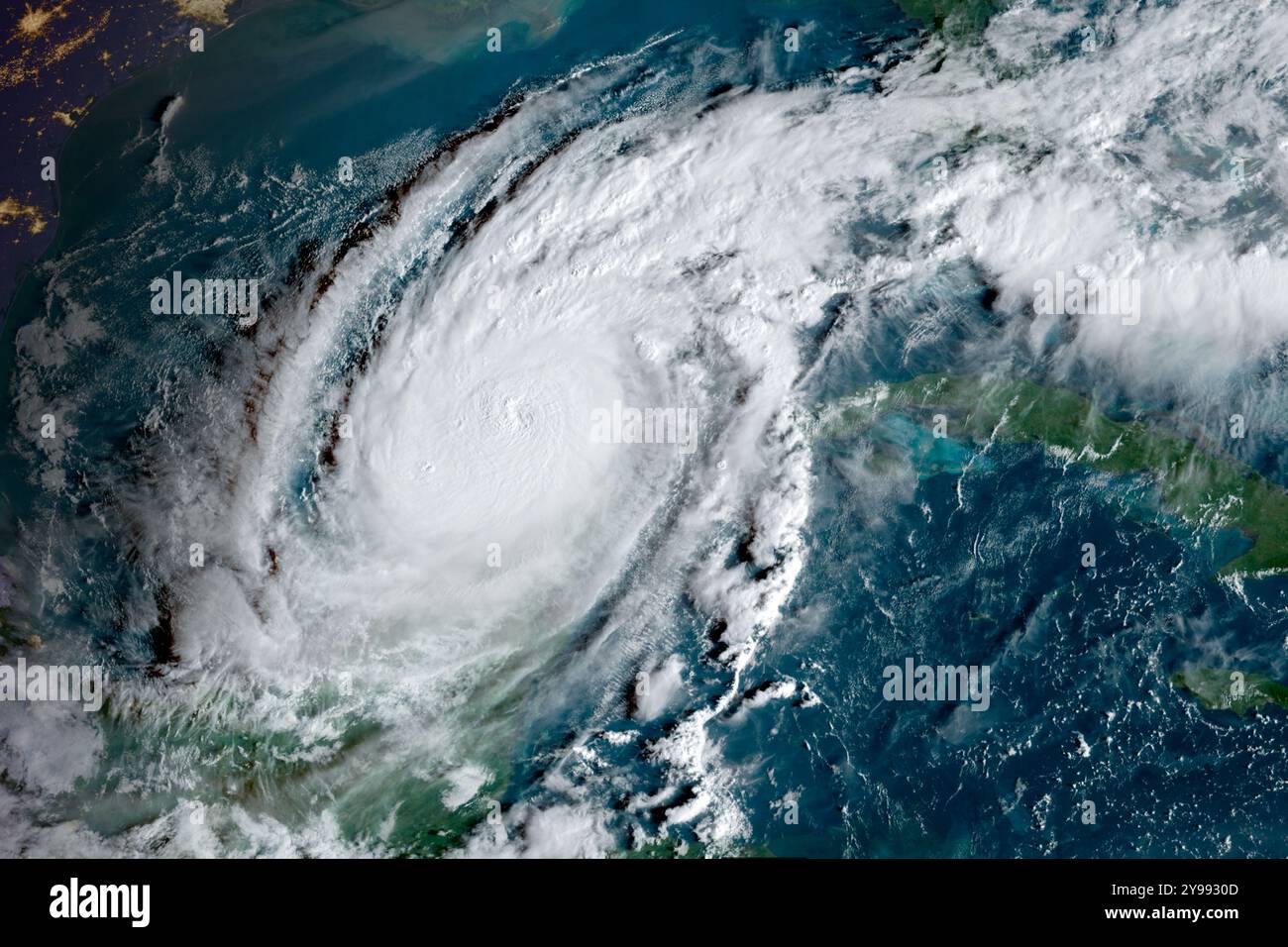 Hurrikan Milton im Golf von Mexiko, der sich am Dienstag Morgen, dem 8. Oktober 2024, Florida nähert. (USA) Stockfoto