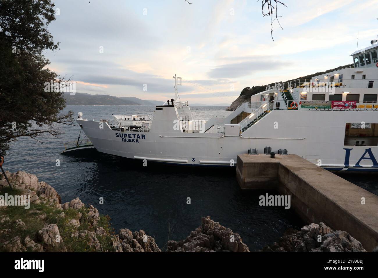 Rijeka, Kroatien. Oktober 2024. Mitglieder der Jadrolinija ...
