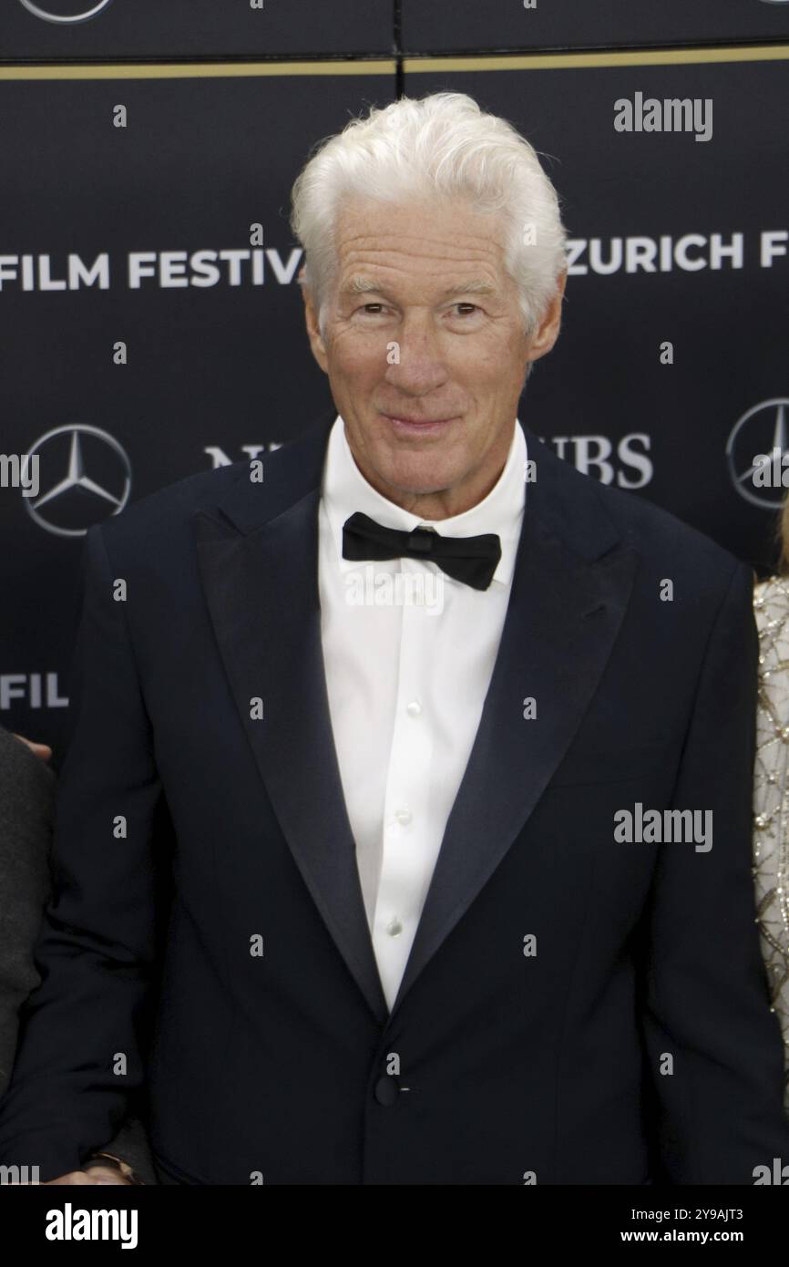 Richard Gere bei der Premiere von Weisheit des Glücks, Ein Herz-zu-Herz mit dem Dalai Llama im Rahmen des 20. Zürcher Filmfestivals, Zürich, 08.10.202 Stockfoto