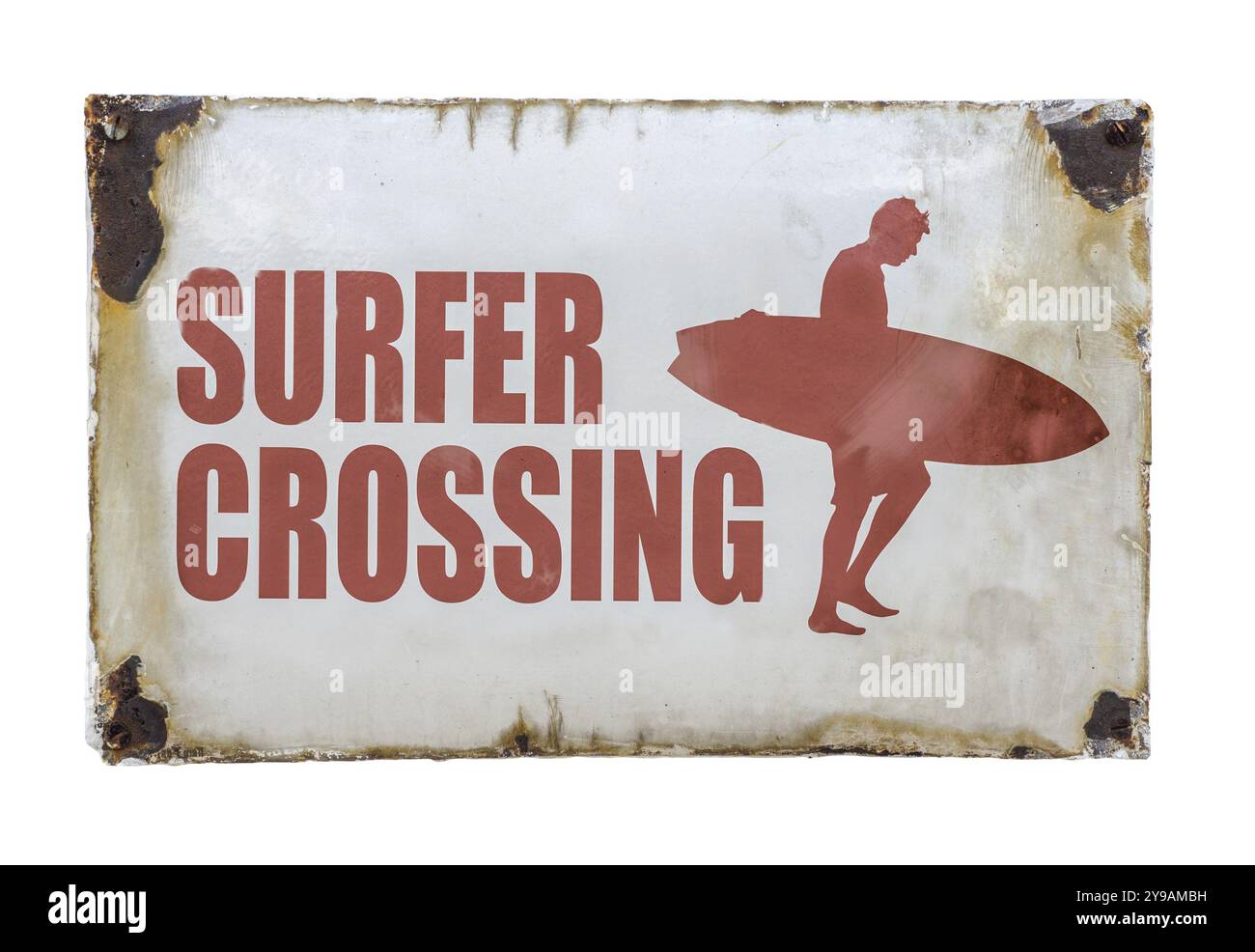 Grungy Retro Vintage Surfer Crossing Schild bei Einer Road Crossing by A Beach Stockfoto