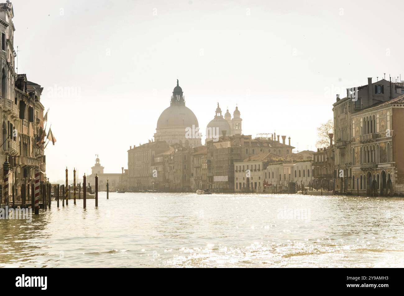 Vintage-Retro-Stil Urlaubsfoto des Canal Grande In Venedig Italien Stockfoto