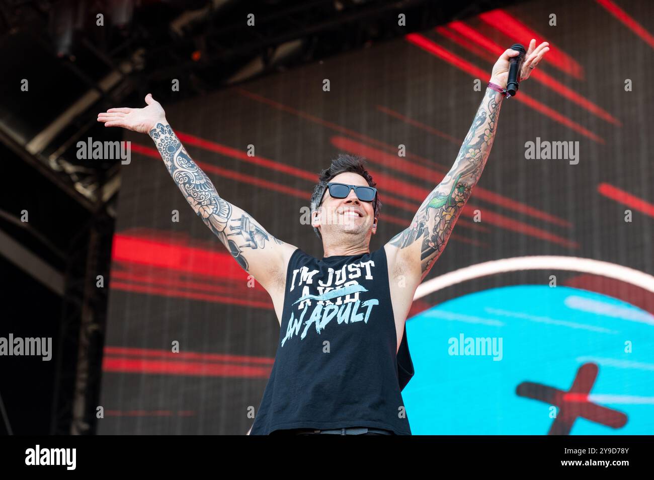 30. Juni 2024: Pierre Bouvier tritt mit Simple Plan beim Hellfest Open Air Festival in Clisson auf Stockfoto