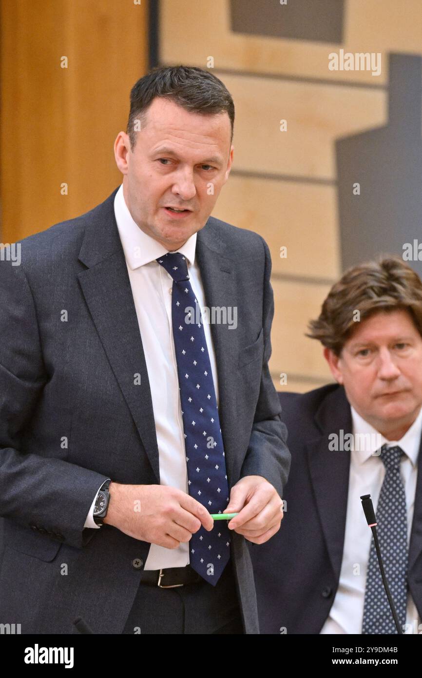 Edinburgh Schottland, Vereinigtes Königreich 10. Oktober 2024. Russell Findlay im schottischen Parlament für erste Ministerfragen. Credit sst/alamy Live News Stockfoto Edinburgh Schottland, Vereinigtes Königreich 10. Oktober 2024. Russell Findlay im schottischen Parlament für erste Ministerfragen. Credit sst/alamy Live News Stockfoto