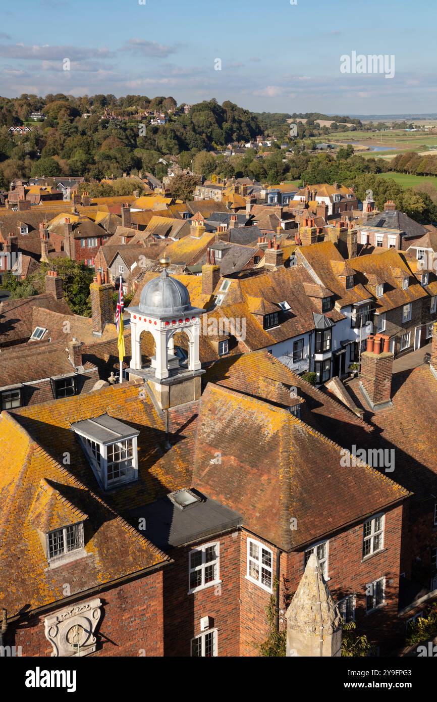 Blick auf die Stadt Rye von der Spitze der Kirche St. Mary Tower, Rye, East Sussex, England, Großbritannien, Europa Stockfoto